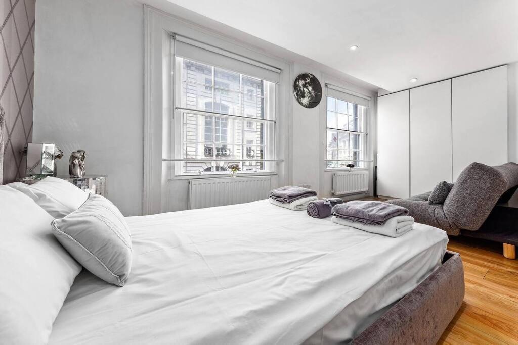3 Bedroom Apartment In Haymarket Central London Sleep 10 Hy2 エクステリア 写真