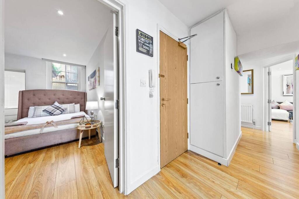 3 Bedroom Apartment In Haymarket Central London Sleep 10 Hy2 エクステリア 写真
