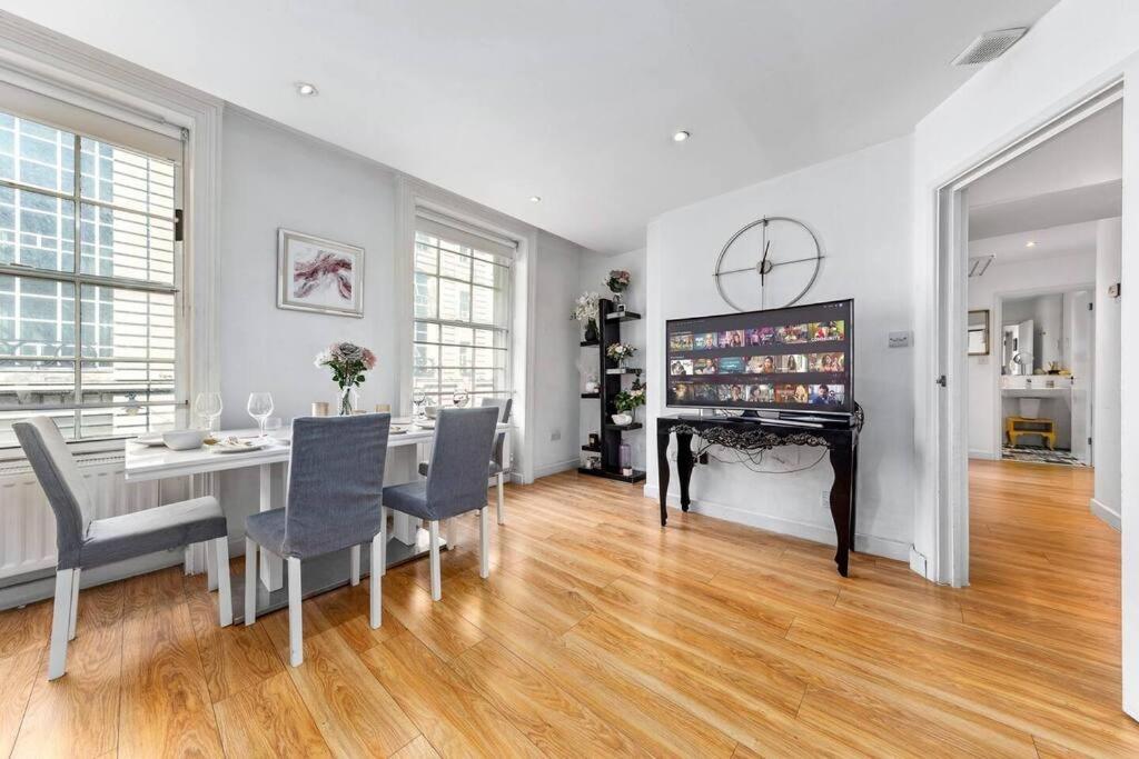 3 Bedroom Apartment In Haymarket Central London Sleep 10 Hy2 エクステリア 写真